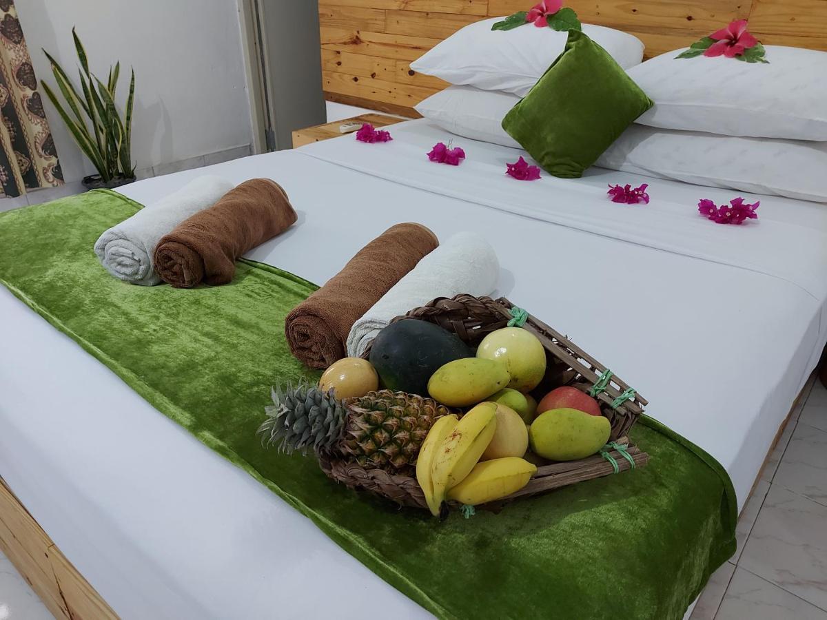 Veli Villa Thoddoo Exterior photo