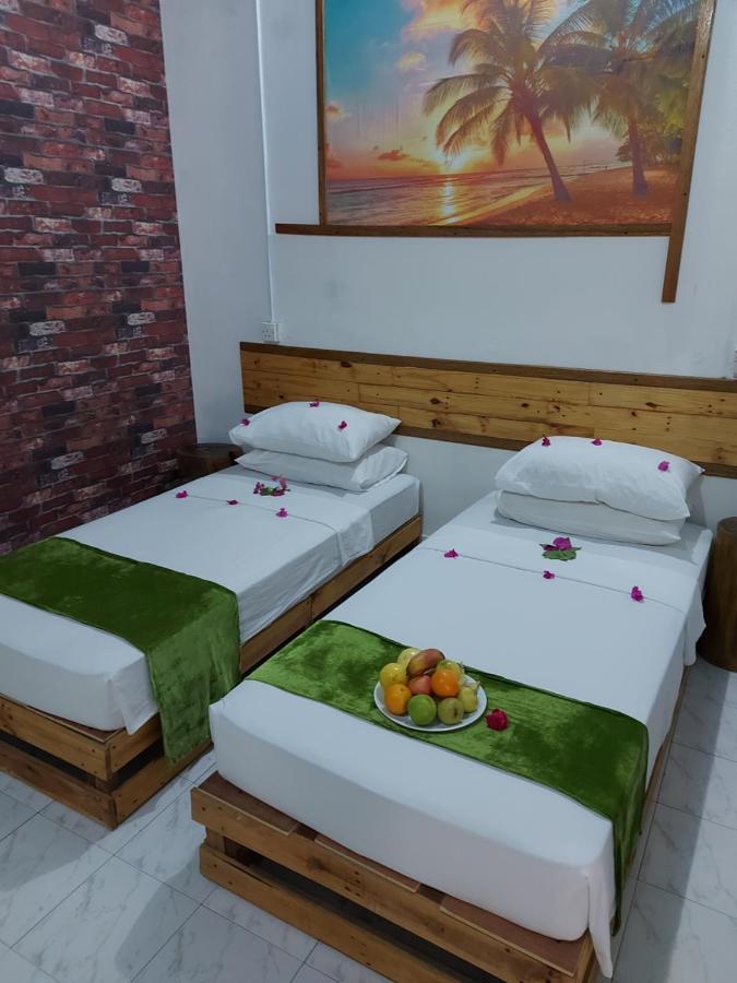 Veli Villa Thoddoo Exterior photo