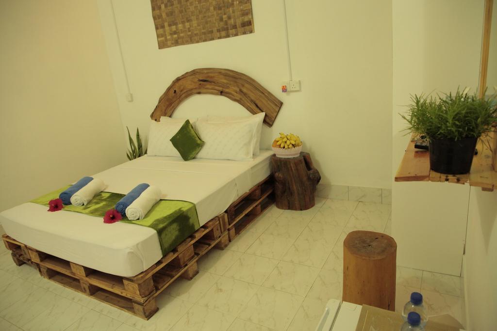 Veli Villa Thoddoo Exterior photo
